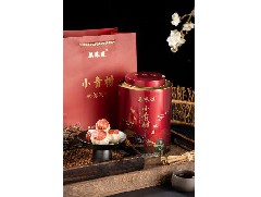 為什么柑橘與普洱茶會結(jié)合在一起制成柑普茶？這種搭配有何獨特之處？